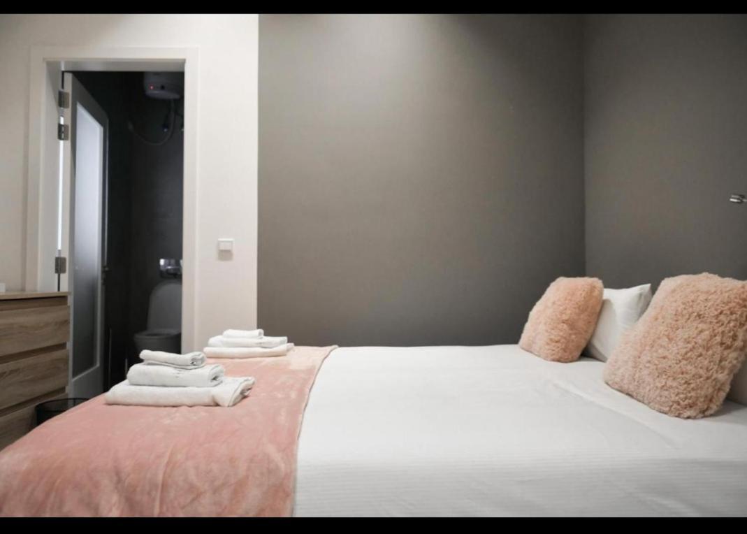 Privilege Suite Pietà Exterior photo